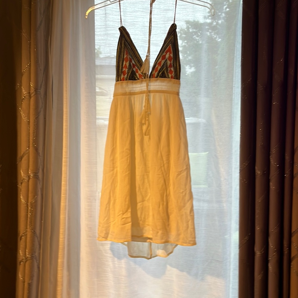 Summer dress tie around neck